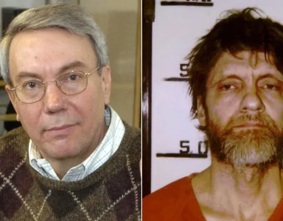 Ce se întâmplă cu David Kaczynski, la 30 de ani după ce și-a predat fratele, pe Unabomber