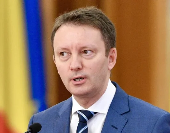 Deputată contestă desemnarea lui Mureșan premier. Procesul, înainte de învestitură