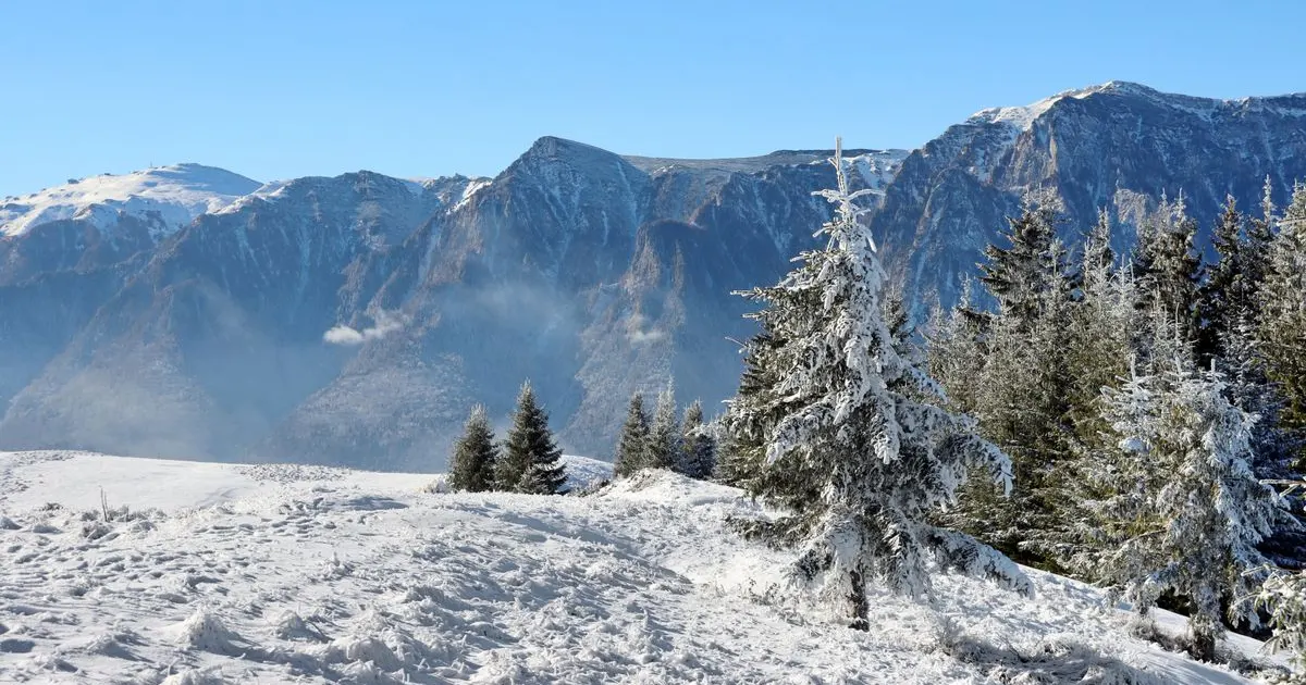 Primele ninsori în România: val de aer polar și temperaturi în scădere cu până la 12 grade