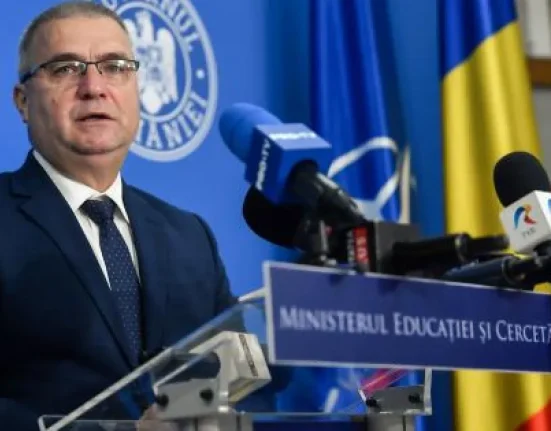 Bolojan cere Guvernului să nu dea banii magistraților: „O formă de aristocrație bugetară”