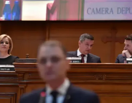 Cinci miniștri noi preiau mandatele. Manole a ajuns la Muncă