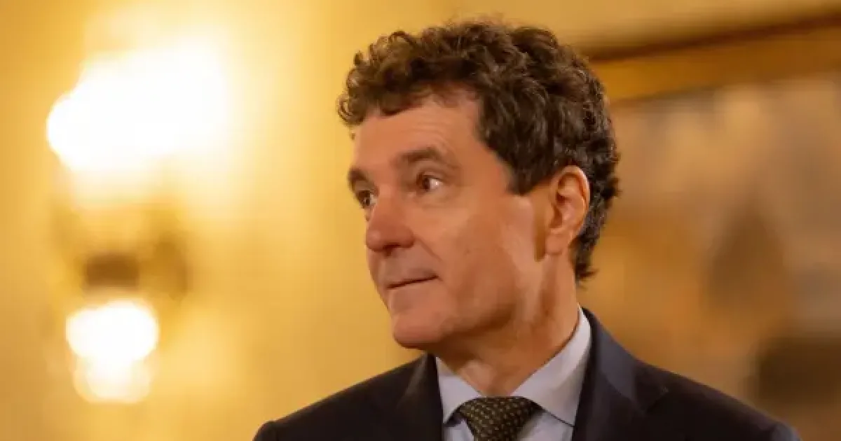 Consulul general al României la Lyon, rechemat de premier. Va deveni șeful Cancelariei