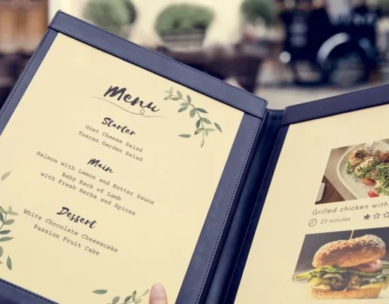 Cum te fac restaurantele să cheltuiești mai mult. Tactici ascunse în meniu