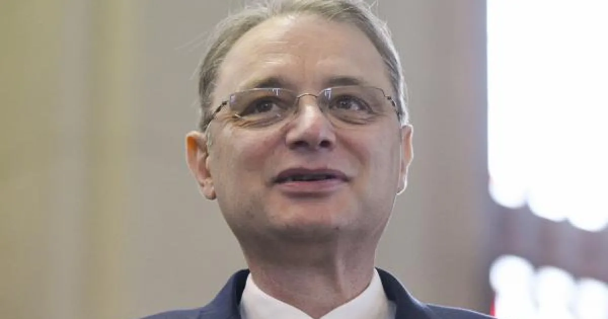 Grindeanu, nervos după nominalizarea lui Luca Niculescu: PSD nu intră în aventuri politice 1 Grindeanu, nervos după nominalizarea lui Luca Niculescu: PSD nu intră în aventuri politice