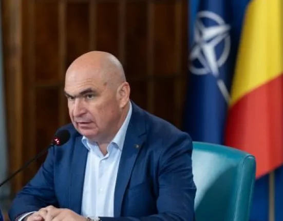Grindeanu: „Nu se va arunca cu flori, ci cu rachete”. Firea: „Am doctorat în Nicușor Dan”