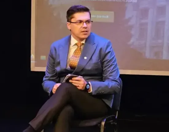Kelemen Hunor cere răspunderea Guvernului pe Legea salarizării