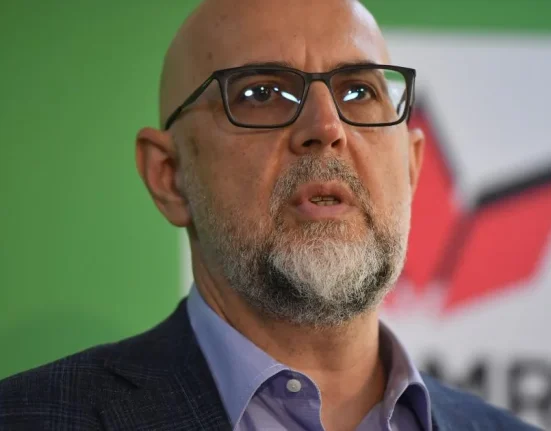 Kelemen Hunor: Votăm Guvernul Niculescu, tehnocrat sau în jurul PSD