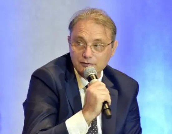 Luca Niculescu vrea guvern hibrid. PSD, nervozitate. Bolojan are o condiție