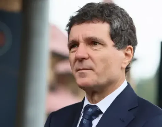Ministrul care a găsit o demisie anunță controale: „Am aprins lumina și am găsit termite”