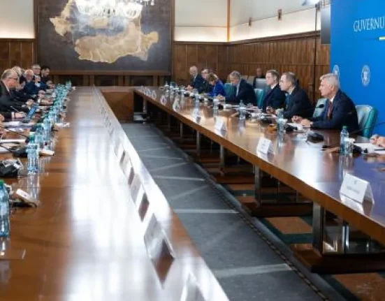 Ministrul Dezvoltării nu semnează creșterea taxelor în 2027: românii, la limită