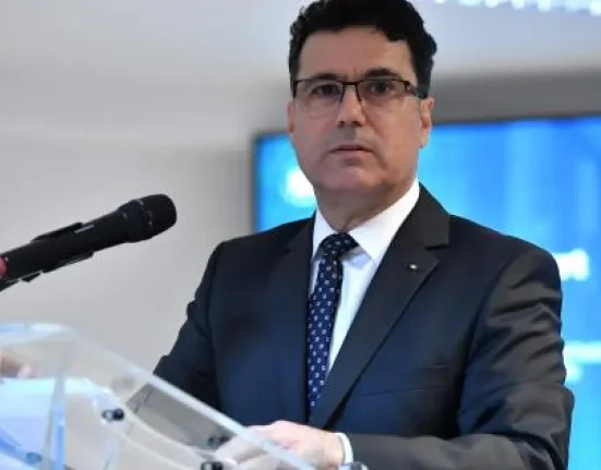 PSD pregătită cu lista miniștrilor înainte de CPN. Cum arată guvernul hibrid Niculescu