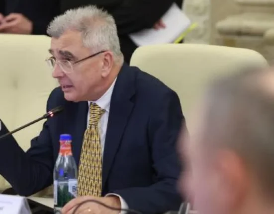 Surse: PSD ar accepta rocada la Guvern cu PNL, dar cu o condiție impusă de Nicușor Dan