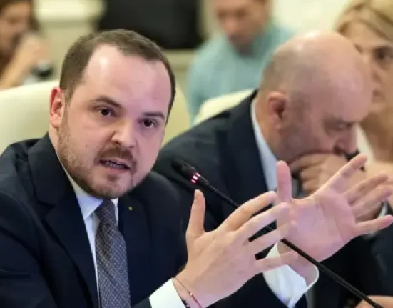 Violențele din școli, în CSAT. Ce a cerut Nicușor Dan la prima ședință cu miniștrii